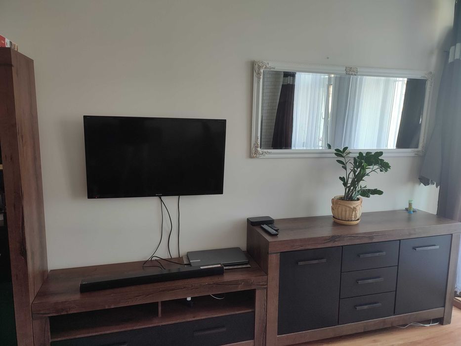 Od 01.08 - Wynajmę umeblowane, 2-pokojowe mieszkanie 60 m² z widokiem na ostrowiecki rynek. - Widok 3