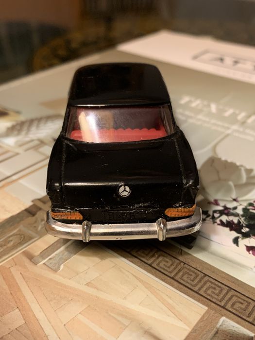 Carrinho Mercedes Benz Metosul