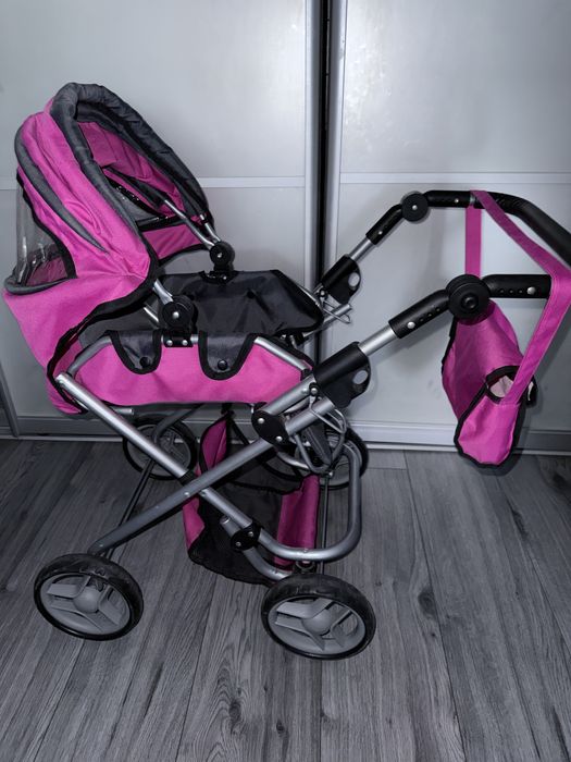 Коляска для кукол