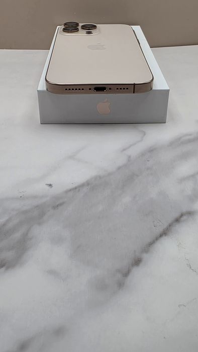 IPhone 16 pro max 256 GB bateria 100%