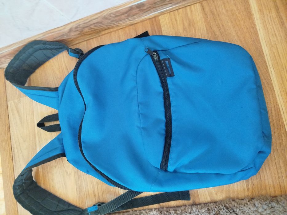 Рюкзаки в гарному стані