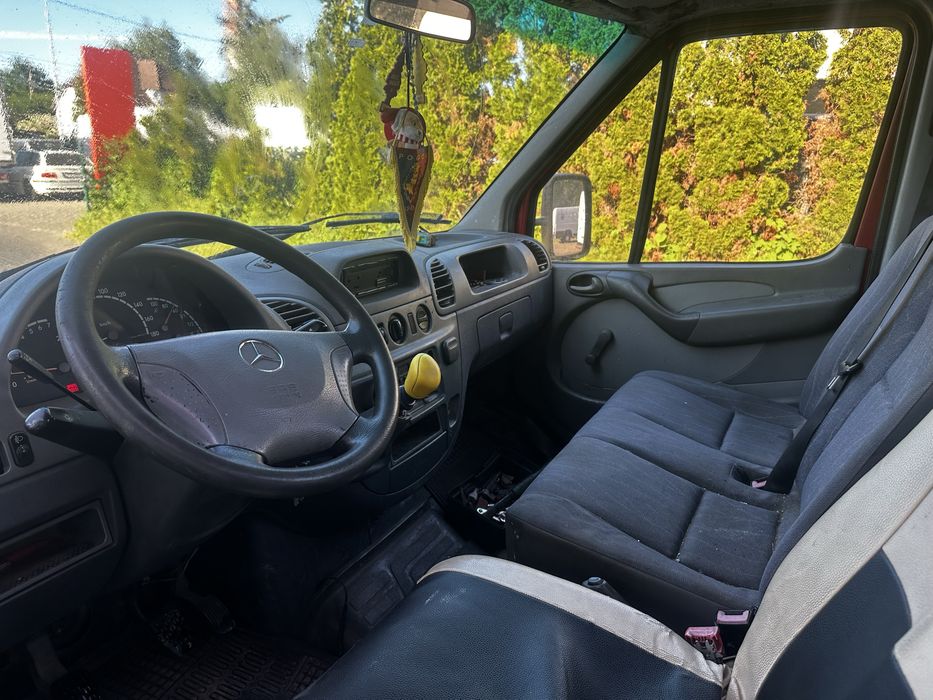 Mercedes Sprinter , autolaweta , zarejestrowany