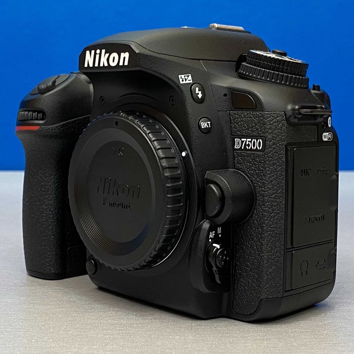 Nikon D7500 (Corpo) - 20.9MP | 3 ANOS DE GARANTIA