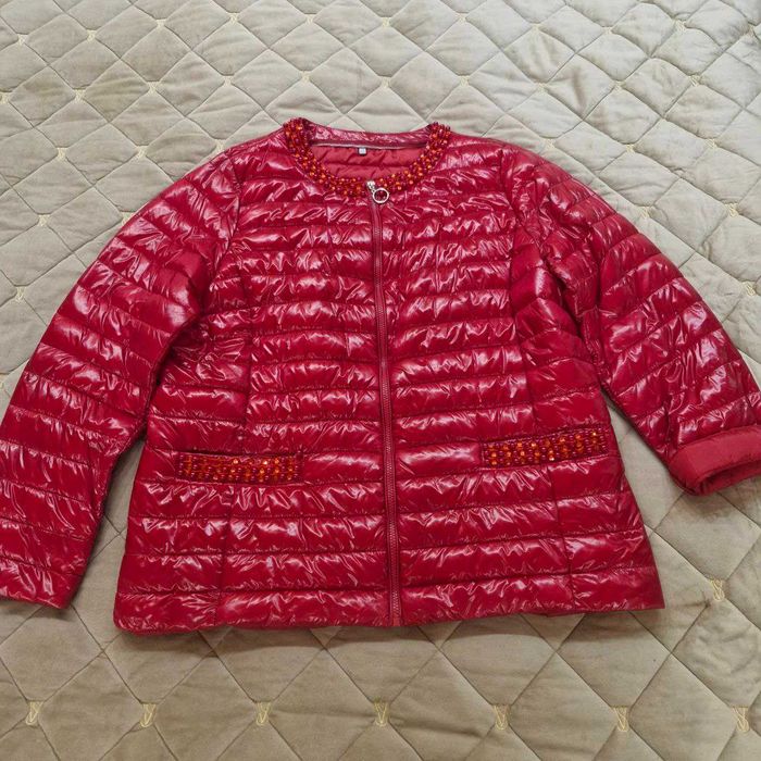 Стильная куртка типа шанель