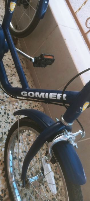 Gomier tricycle bom estado