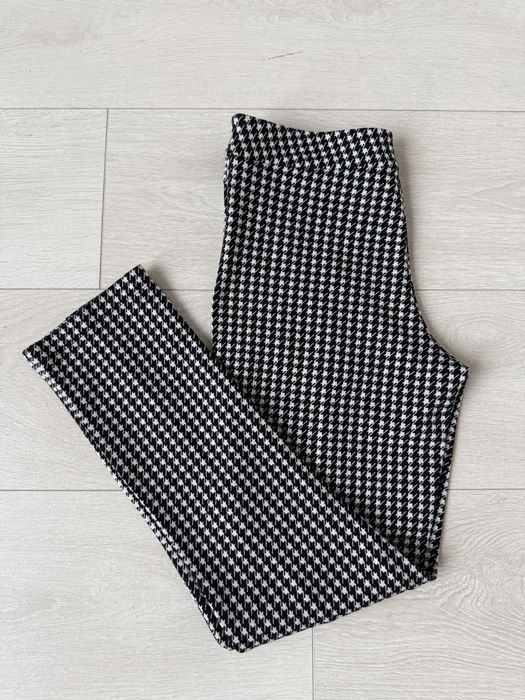 Nowe dzianinowe spodnie legginsy w pepitkę rozm.S