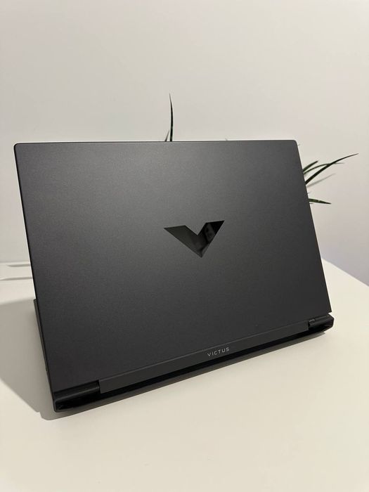 RTX 4050 6gb + i5-12450H • HP Victus 15,6" 144hz • 16gb/512ss
