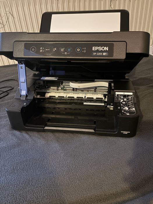 Sprzedam drukarke Epson XP-2205