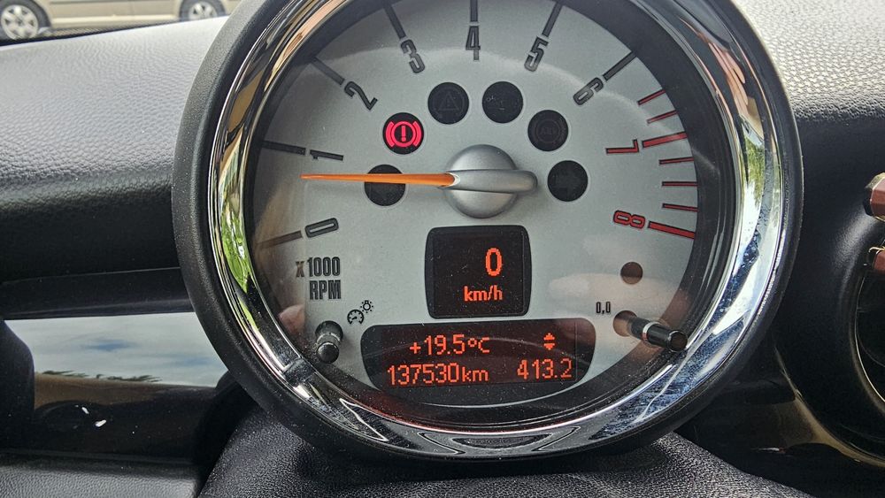 Mini cooper r 56 1,6 VTI 120 KM niski przebieg