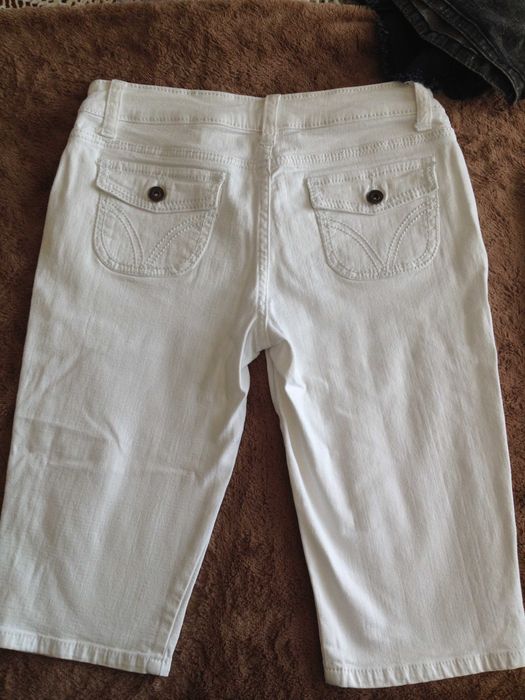 Bermudas brancas