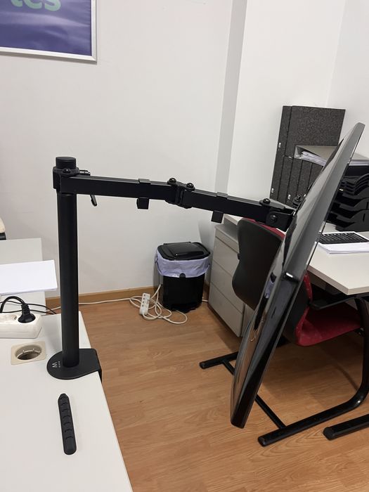 monitor com ajuste LG