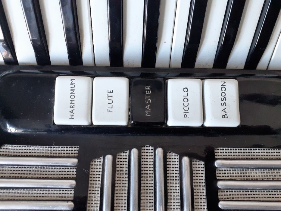 Akordeon G.Argentati waga 6kg zamienie