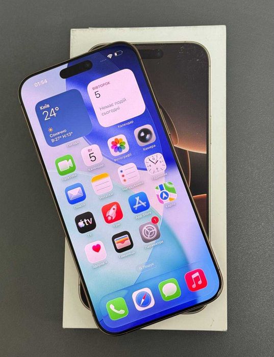 Смартфон Apple iPhone 16 Pro Max 256GB Desert Titanium б\в