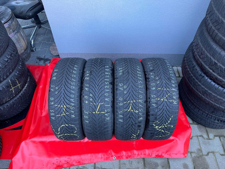 4 opony 185/60R15 Apollo Alnac 4G Winter