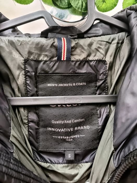 Quispo / Casaco Puffer Preto
