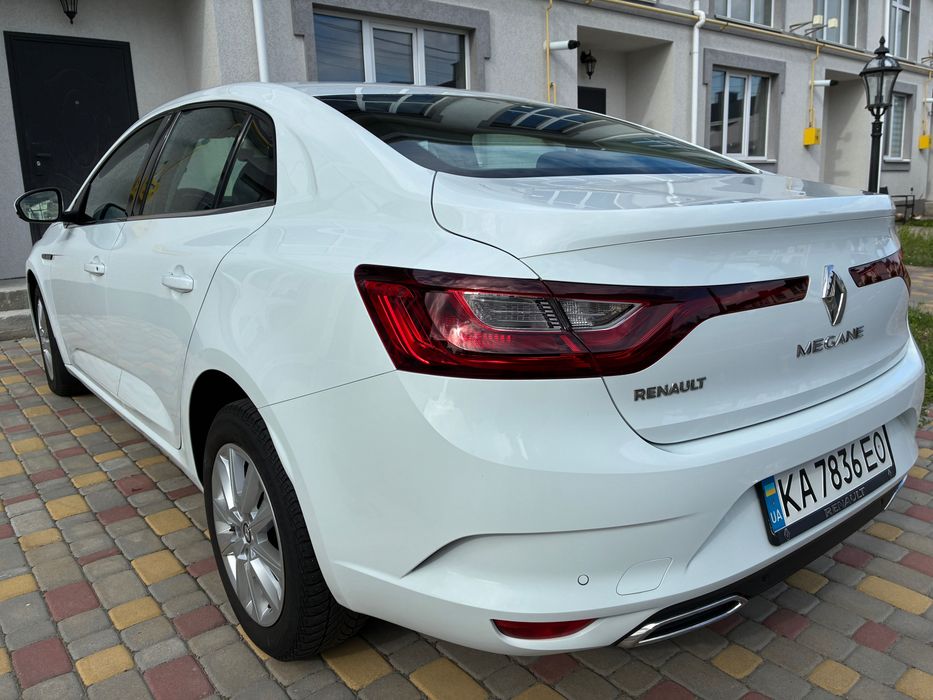 Renault Megane 2021 VIN VF1RFB00967894595 фото оголошення 2 з 11