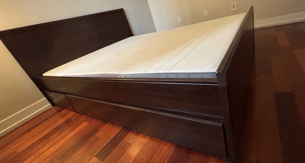 Novo - Conjunto completo de cama ikea com estrado e colchao