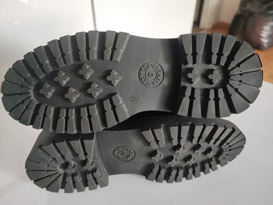 Botki wysokie skórzane Carmela 39