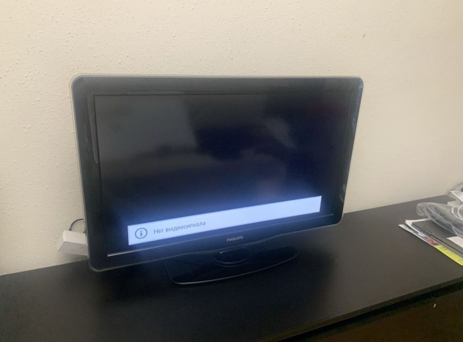 Телевізор Philips 32pfl5605h/12