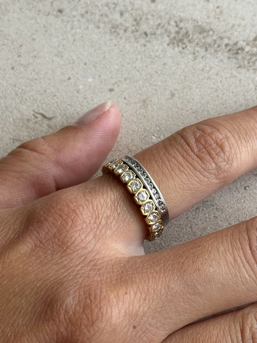 Anel memória quase completa em ouro com 19 diamantes/brilhantes