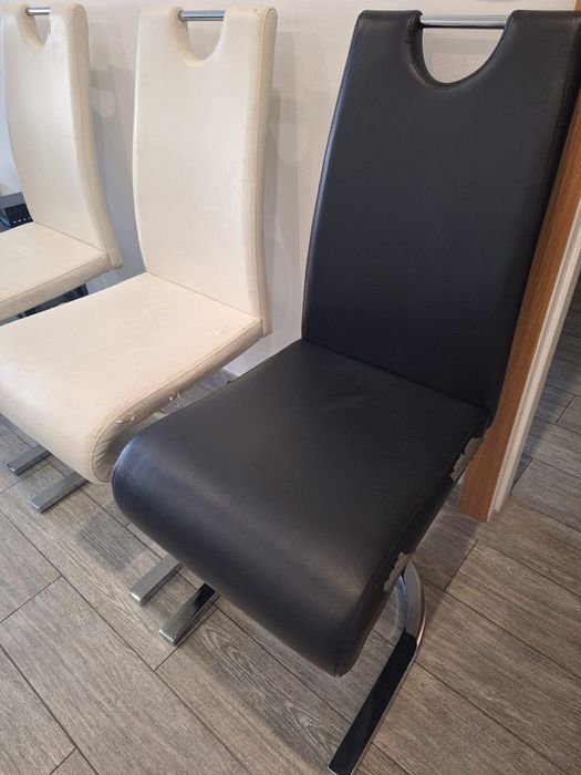 Conjunto Mesa jantar em Vidro, 4 cadeiras e centro de mesa decoratio