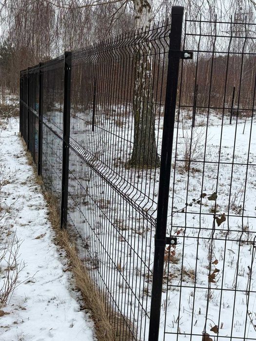 Ogrodzenie panelowe 1,53 fi4 z podmurówką