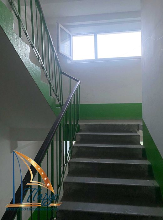 2-кімнатна на вул. Козачій 5/9