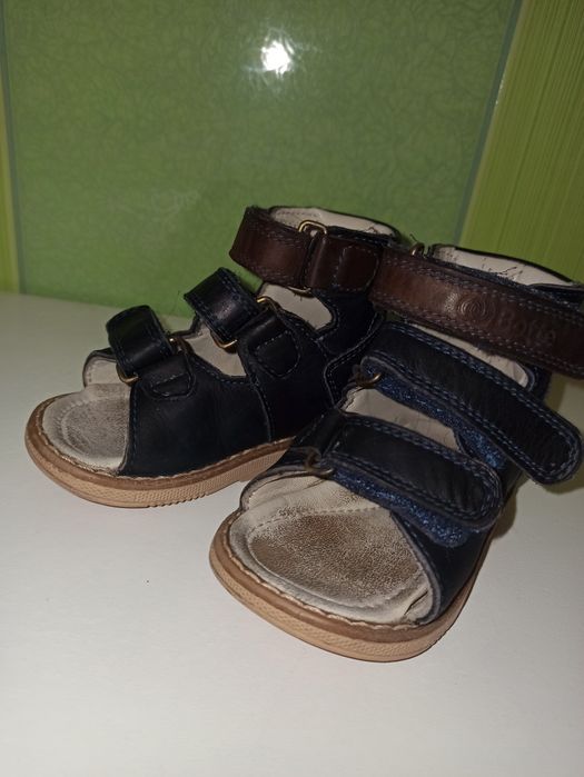 Сандалі для хлопчика