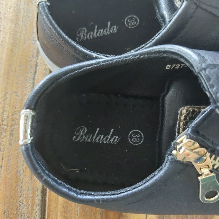 Buty damskie r. 38