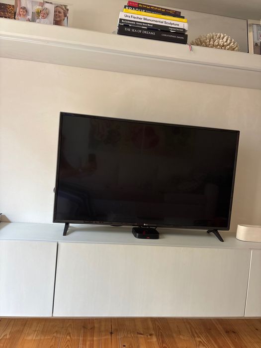 TV LG 40’’ - 110cm