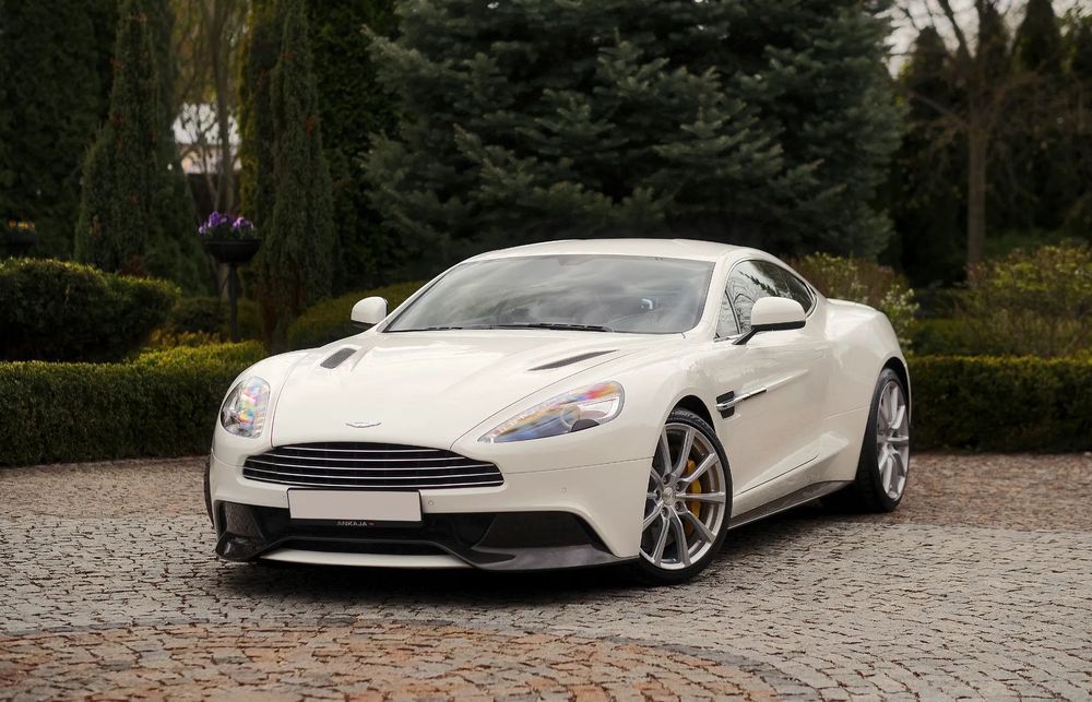 Aston Martin Vanquish V12 / Stan Kolekcjonerski / Import Japonia