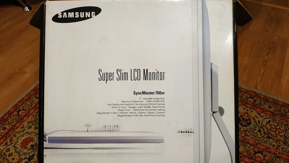 Монитор 17"SAMSUNG SyncMaster 760BF (гибкая система поворота дисплея)