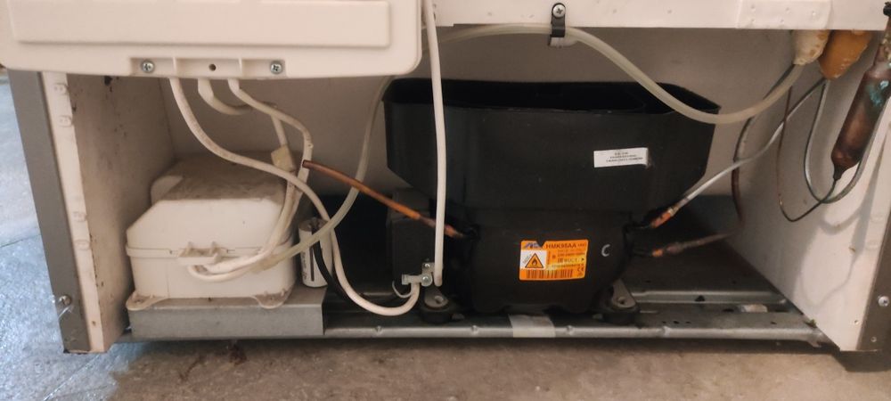 Frigorifico Hotpoint Ariston "Avariado"  para peças
