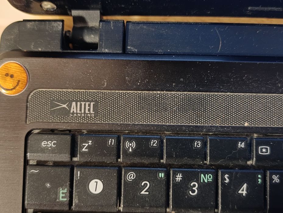 Продам ноутбук  рабочий