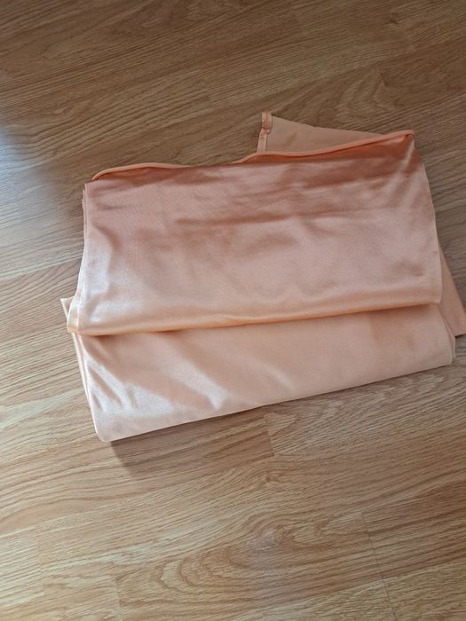 Materiał zasłony 2 części po 140x260