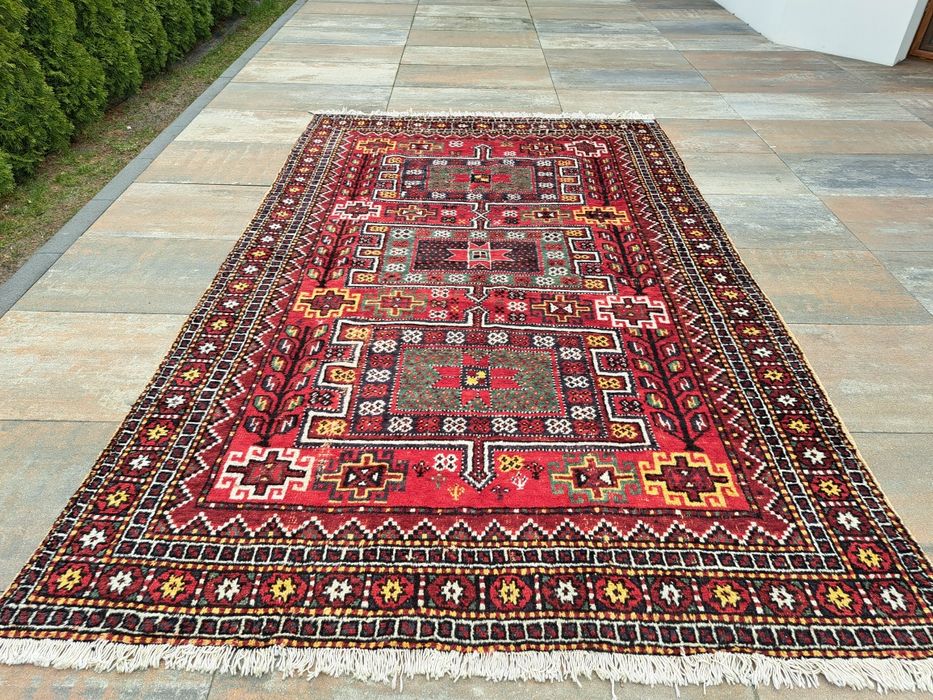 Duży dywan perski 190×306 cm – ręcznie tkany, klasyczny wzór geometryczny