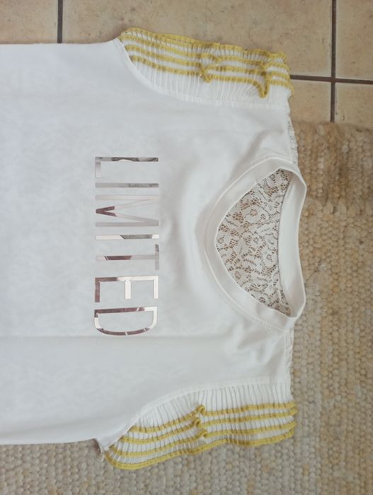 Bluzka biała koronka