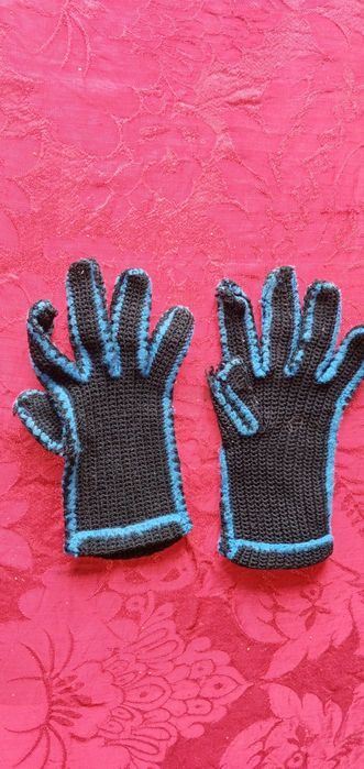 Companhia das Luvas - Luvas  desde 2E. - Botão vintage - 1E. Desde 1E.