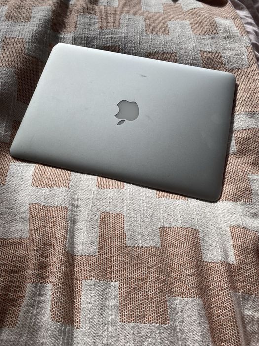 Macbook air 13” 2015 roku 128 GB
