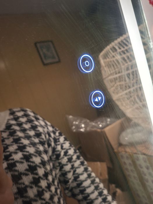 Lustro podświetlane led