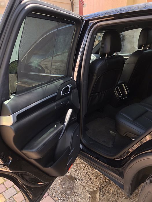 Продам машину Porsche cayenne 2013 в полной комплектации!!!