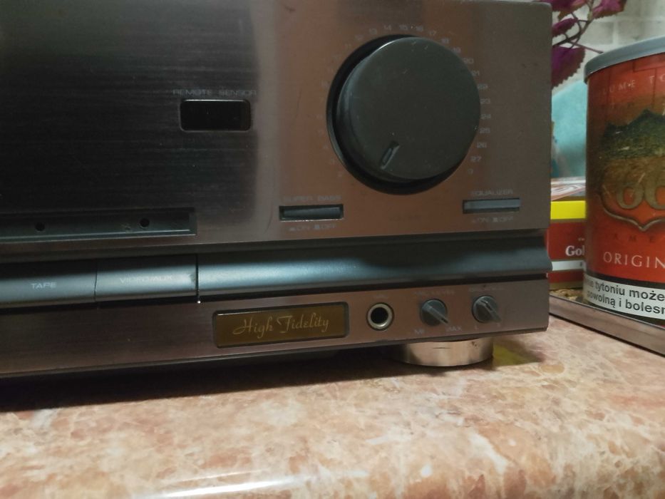 Wzmacniacz zintegrowany Soundwave A-1200. Stan dobry sprawny.