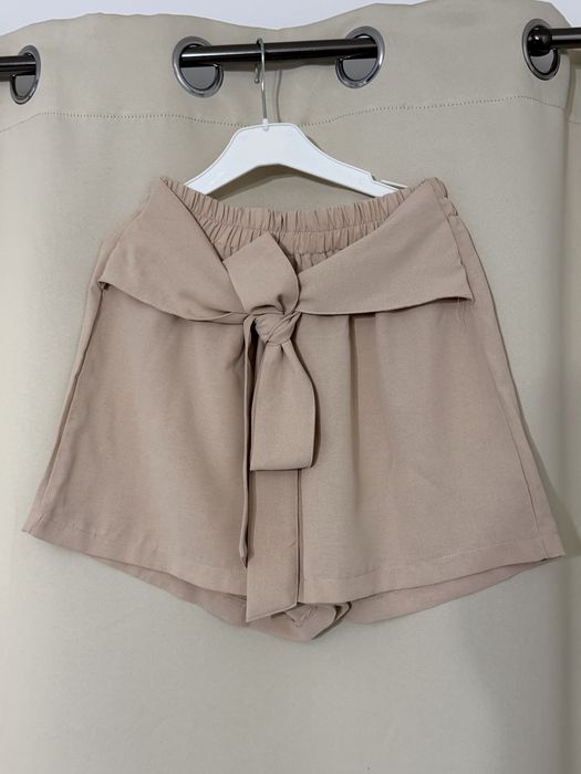 Spodneki z wiazaniem