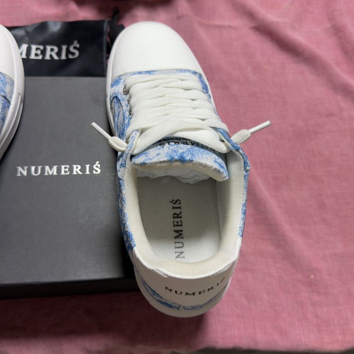 Sapatilhas  numeris 43