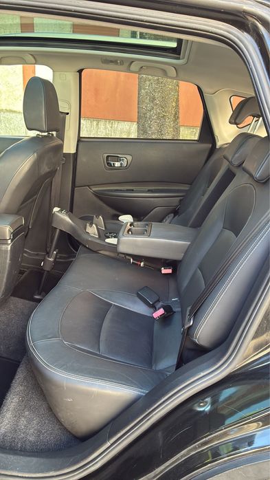 Nissan Qashqai -  Versão Tekna Premium - 123 mil km (2012) - veiculo nacional