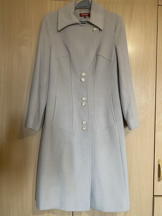 Продам Пальто бежеве