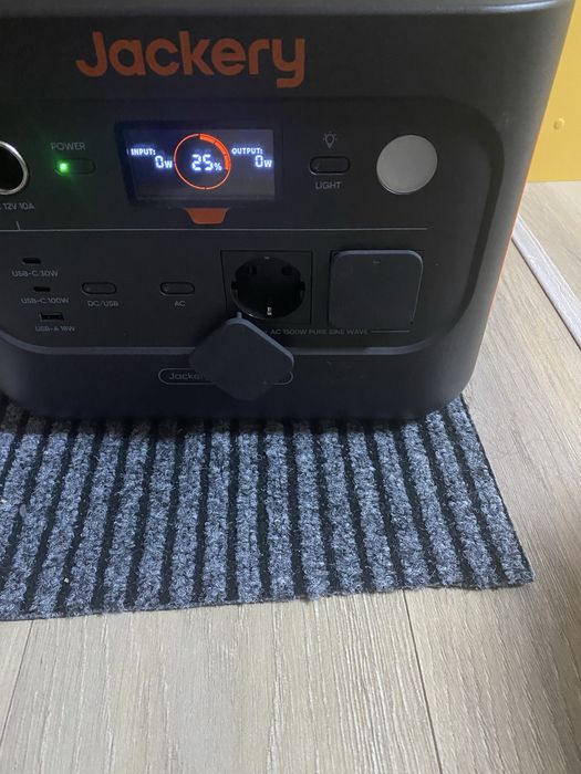 Зарядна станція Jackeri 1070 wh