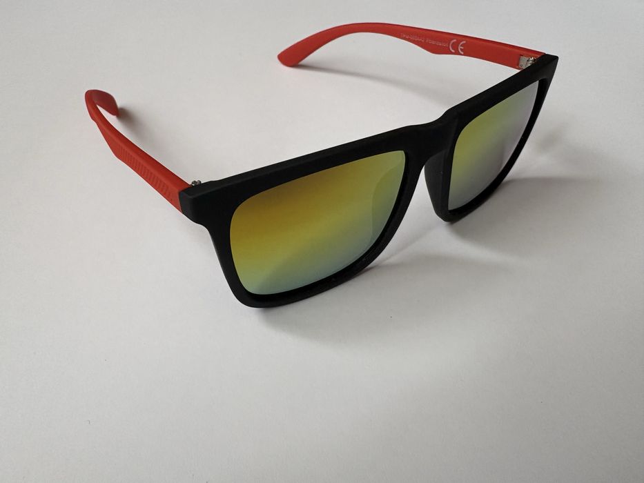 Kwadratowe lustrzane okulary z polaryzacja UV400