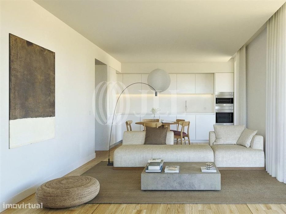 Apartamento T0 no Fernão Magalhães 127, Porto