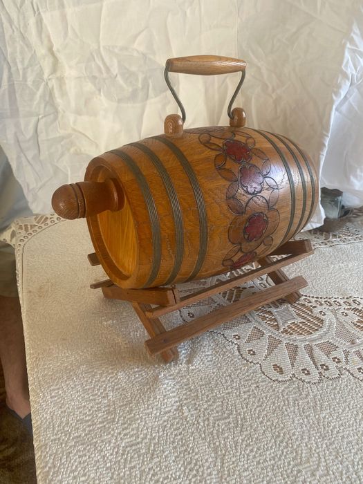 Dębowa beczka na wino